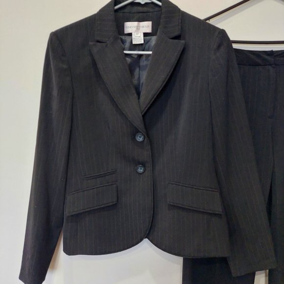 Jones New York Black Business PinStripe Stretchy Pants Blazer Suit Set, Sz 8P - Picture 2 of 16